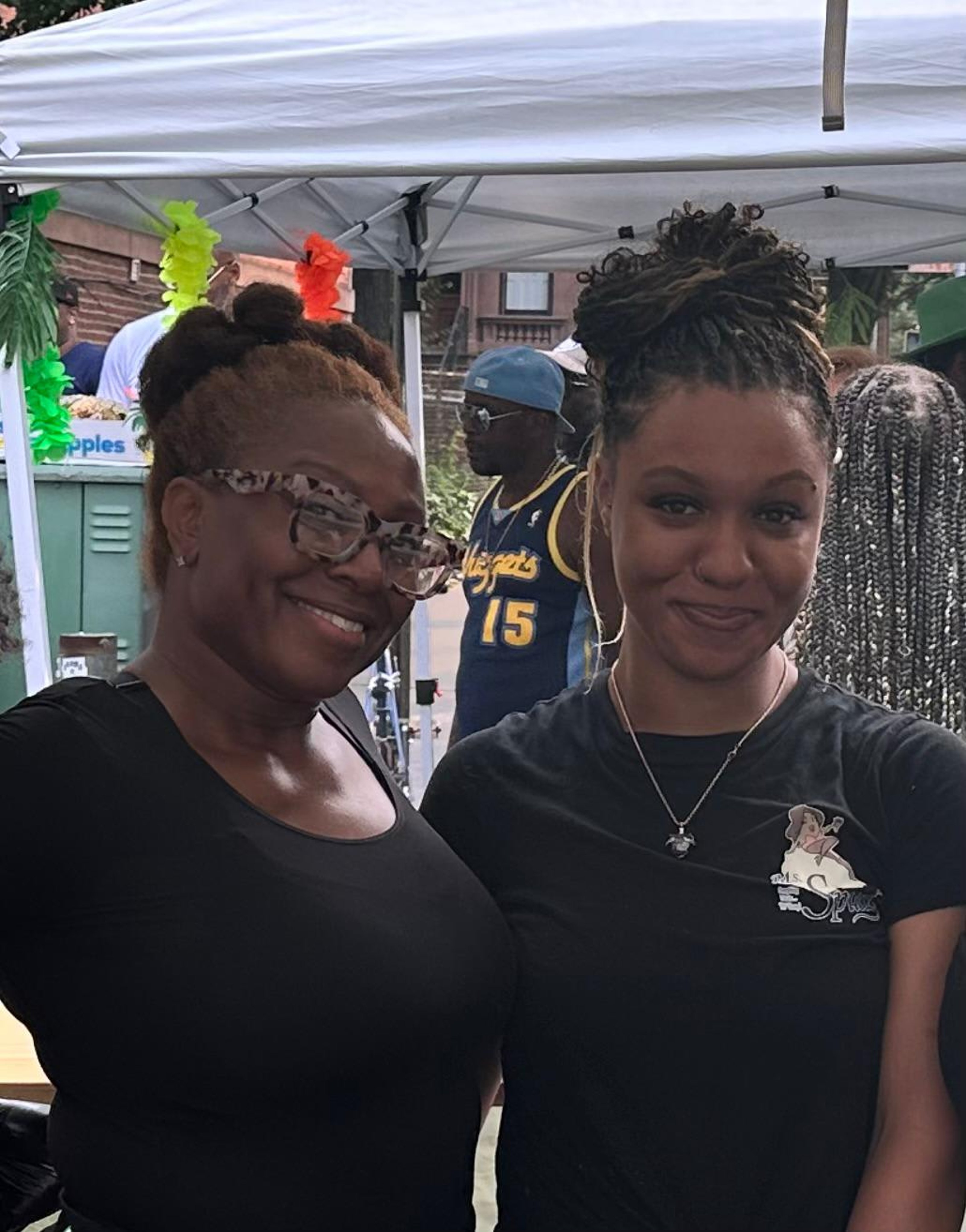 Tinnette and Chel’Si at a Ms. Spudz event